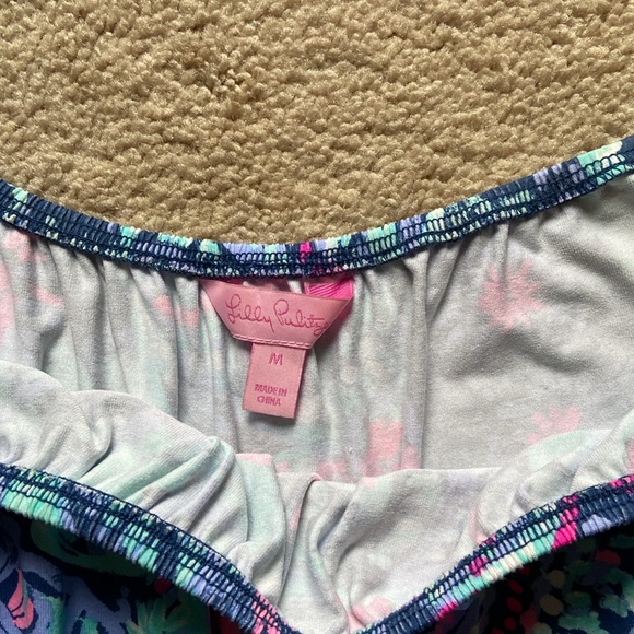 Lilly Pulitzer long sleeve, off the shoulder romper. Size medium. - Picture 4 of 4